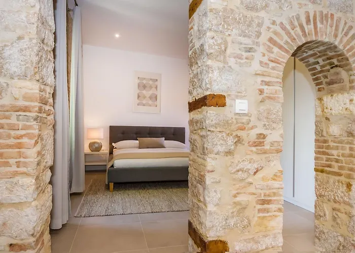 Lägenhet Kostela Luxury By Belmont Realty *