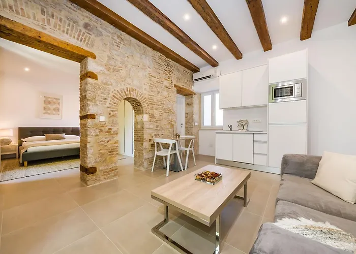 Апартаменты Kostela Luxury By Belmont Realty *